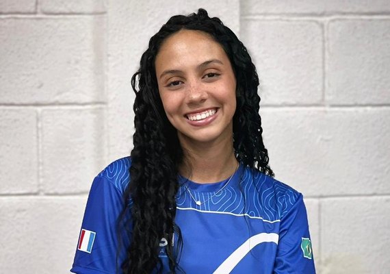 Candidatos fazem a primeira prova do Enem 2025 neste domingo (9)