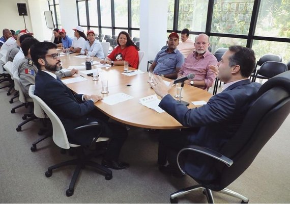 Governador de Alagoas recebe lideranças de seis movimentos sociais sem-terra