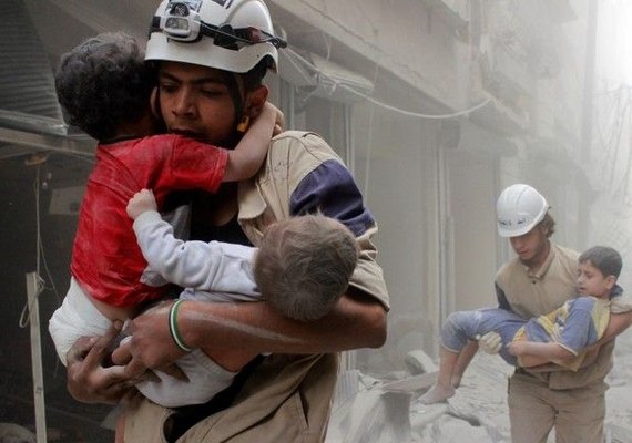 Para acabar com 'banho de sangue', oposição síria pede apoio a Trump