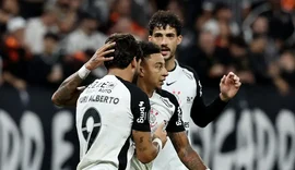Corinthians derrota Peñarol para seguir 100% na Libertadores