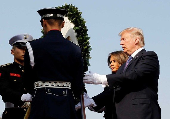 Em Seul, Trump adverte Coreia do Norte: 'Não nos provoque'