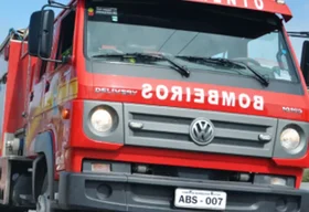 Corpo de Bombeiros controla princípio de incêndio em residência em Arapiraca