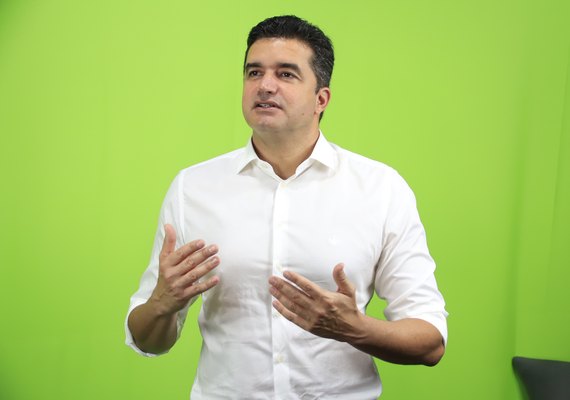 Rui Palmeira tem 40 obras para avançar em Alagoas
