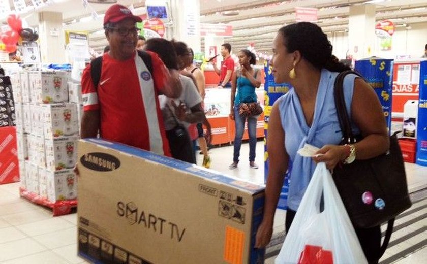'Black Friday' deixa clientes frustrados com desconto baixo na Bahia