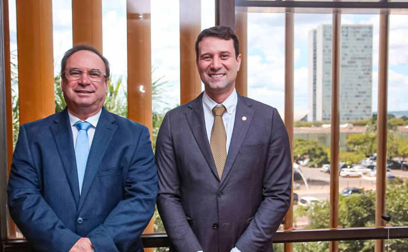 Prefeito Luciano amplia espaços políticos em Brasília