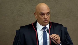 Ministro nega pedido de Bolsonaro para adiar ação sobre trama golpista