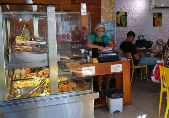 Na sétima alta seguida, setor de serviços avança 6,4% em Alagoas no mês de dezembro