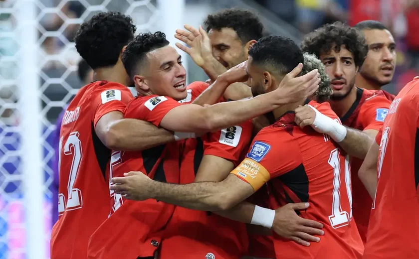 Egito derrota Austrália nos pênaltis e vai às oitavas de final