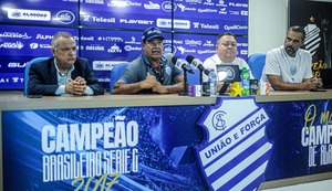 CSA reforça reconstrução e projeta acesso em coletiva no CT Gustavo Paiva