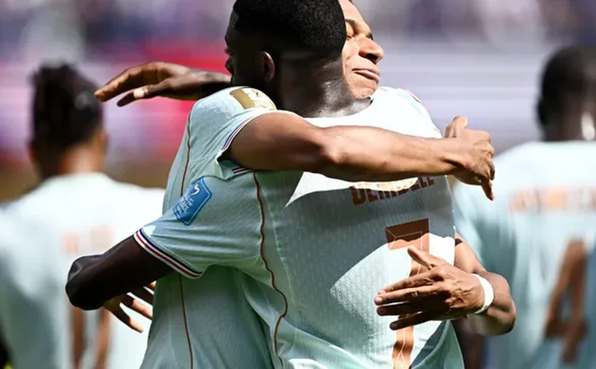 Com show de Dembélé, França goleia a Noruega e avança como líder do grupo