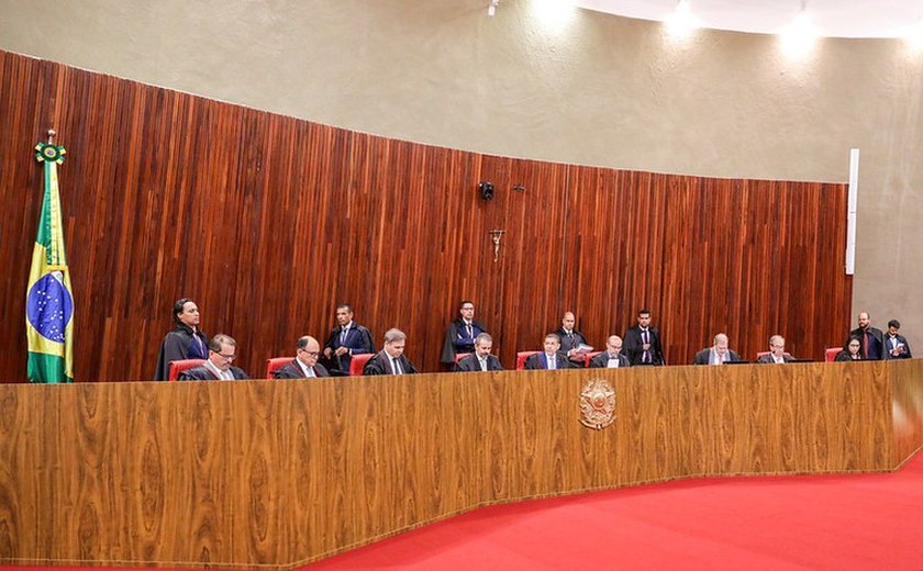 TSE mantém multas aplicadas JHC e Rodrigo Cunha por irregularidade na campanha de 2024