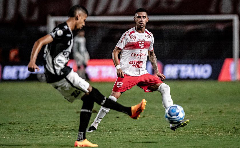 CRB faz nesta quarta jogo atrasado contra o Avaí no Rei Pelé