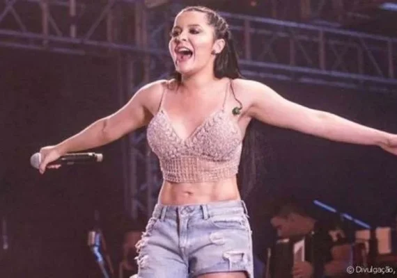 Maraisa sofre acidente em banheiro e é socorrida pelo corpo de bombeiros