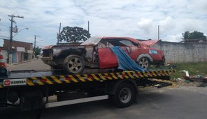 Remoção de veículos abandonados melhora espaços públicos