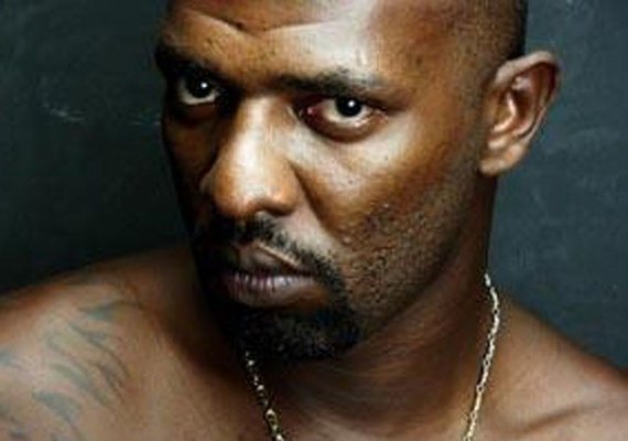 Mr. Catra perde 25kg e diz que disposição no sexo aumentou: ‘Seis vezes ao dia’