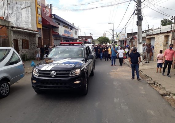Policiais civis participam da homenagem ao policial civil Jorge Vicente Ferreira Junior