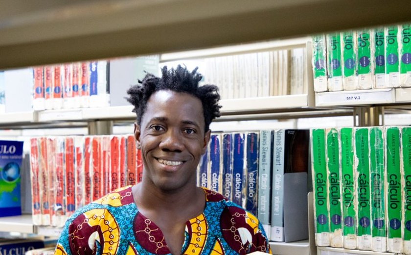 “Não importa o que digam, a educação transforma”, afirma angolano na Ufal