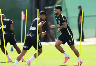 Seleção brasileira se reapresenta e faz primeiro treino para encarar Haiti