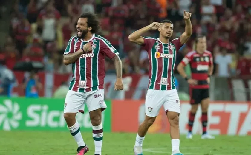 Chocolate de Páscoa: Fluminense goleia o Flamengo e é bicampeão carioca