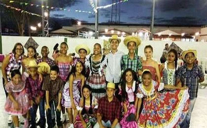 Festa junina reúne comunidade escolar do Colégio Tiradentes de Maceió