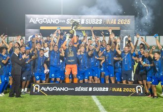 Cruzeiro de Arapiraca empata com Guarany, é campeão da 2ª e garante acesso