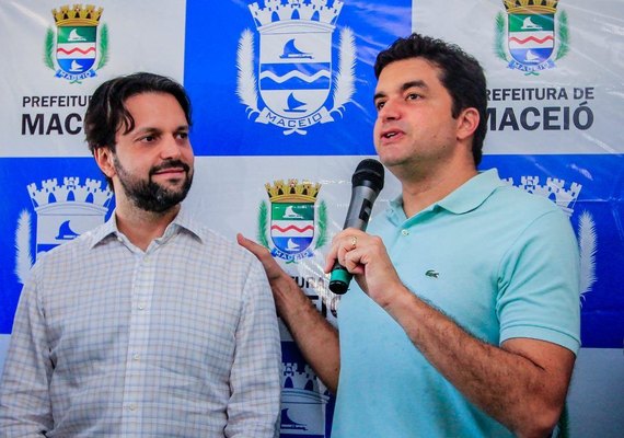 Prefeito e ministro autorizam construção de novas moradias em Maceió