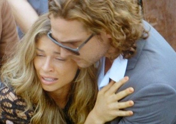 'Flor do Caribe': Vem por aí! Ester descobre que está grávida de Cassiano