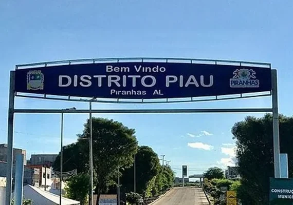 Mulher morre atropelada no Distrito de Piau e motorista colide carro em poste após acidente