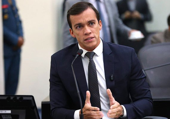 Deputado cobra reforço na segurança após aumento de furtos de veículos em Maceió