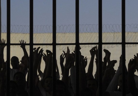 Normailizado funcionamento do presídio de Magé no RJ
