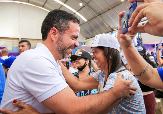 Na Serraria, Paulo Dantas reforça compromisso com o desenvolvimento social