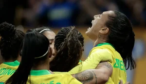 Em virada relâmpago, seleção brasileira feminina vence Estados Unidos