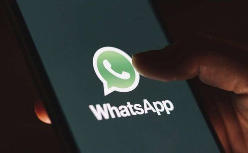 Texto e fundo colorido: Status do WhatsApp agora permite postar sem foto
