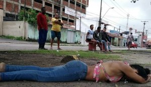 Travesti é assassinada a tiros no bairro do Poço; Polícia investiga motivação