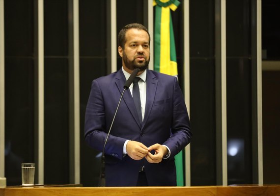 Em Brasília, secretário cita consulta pública e criação do Núcleo de Integridade como avanços na comunicação pública de AL