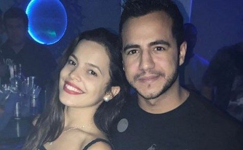 Ex-BBBs Mayla e Matheus curtem noite juntos e internautas já 'shippam'