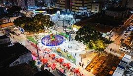 Praça prospera após revitalização e primeiro food park oficial de Maceió