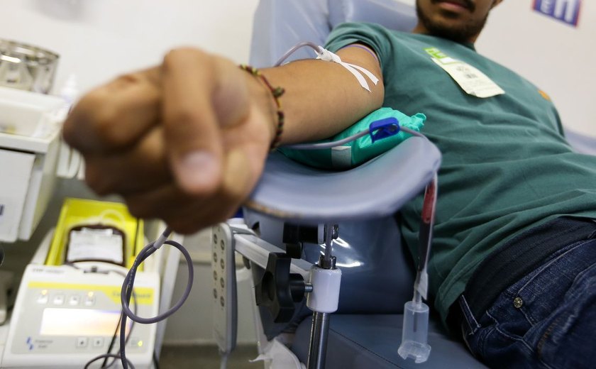 Hemoal convoca doadores para aumentar estoque de sangue no feriadão do réveillon