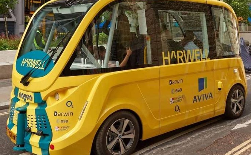 Reino Unido testa micro-ônibus autônomo por satélite da Darwin Innovation Group