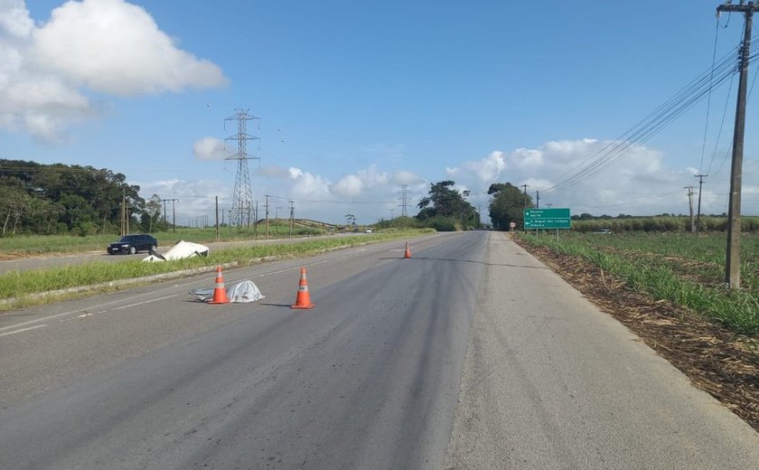 Motorista morre e passageiro fica ferido em acidente de trânsito na BR-104