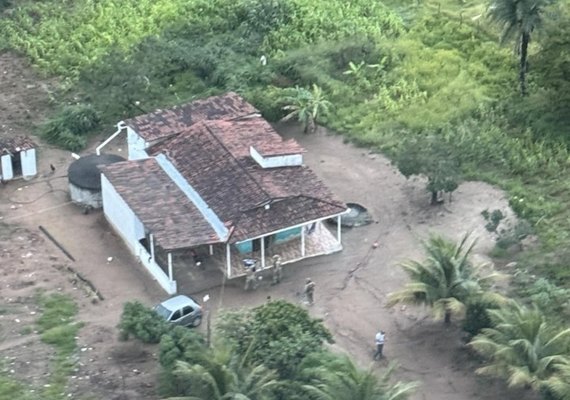 DEA garante apoio aéreo em operação que prendeu suspeitos de homicídios e apreendeu armas no Sertão