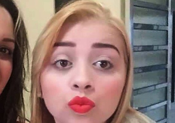 Jovem é morta durante briga quando cuidava dos filhos da suspeita