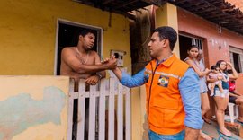 Prefeito de Maceió, JHC, anuncia auxílio de até R$ 3 mil para famílias vítimas das enchentes