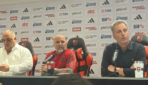Jorge Sampaoli é apresentado no Flamengo e diz que clube 'era o plano A'