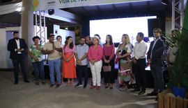 Feira Coop inicia com grande público na orla de Maceió