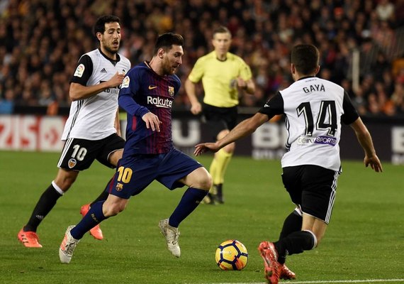 Barcelona consegue empate com o Valencia e mantém vantagem na liderança