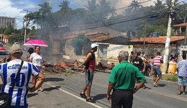 AL-101 Norte em Riacho Doce fica bloqueada durante toda a manhã