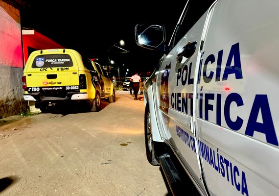 Homem é executado na frente da companheira no Benedito Bentes