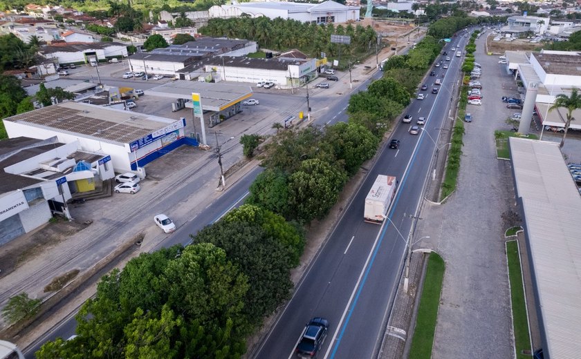 Obras para melhoria da mobilidade urbana em Maceió avançam