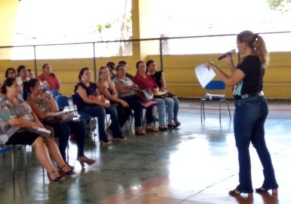 Servidores da Educação de Canapi são convocados para recadastramento